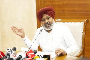 ਪੰਜਾਬ ਸਰਕਾਰ ਅਤੇ 'ਆਪ' ਨੇ 'ਇੱਕ ਰਾਸ਼ਟਰ ਇੱਕ ਚੋਣ' ਪ੍ਰਸਤਾਵ 'ਤੇ ਸਖ਼ਤ ਇਤਰਾਜ਼ ਜਤਾਏ: ਵਿੱਤ ਮੰਤਰੀ ਹਰਪਾਲ ਸਿੰਘ ਚੀਮਾ