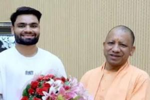 ਯੋਗੀ ਸਰਕਾਰ ਨੇ ਅੰਤਰਰਾਸ਼ਟਰੀ ਕ੍ਰਿਕਟਰ ਰਿੰਕੂ ਸਿੰਘ ਨੂੰ ਦਿੱਤਾ ਵੱਡਾ ਤੋਹਫ਼ਾ