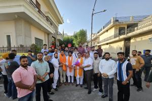 ਲੁਧਿਆਣਾ ਪੱਛਮੀ ਤੋਂ ਸੰਜੀਵ ਅਰੋੜਾ ਦੀ ਜਿੱਤ ਲਈ ਯੂਥ ਪ੍ਰਧਾਨ ਪੰਜਾਬ ਮਨਜਿੰਦਰ ਸਿੰਘ ਲਾਲਪੁਰਾ ਚੋਣ ਪ੍ਰਚਾਰ ਦੌਰਨ ਮੈਦਾਨ 'ਚ