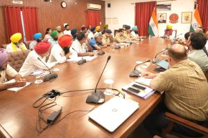 ਮੁੱਖ ਮੰਤਰੀ ਵੱਲੋਂ ਅਖਾੜਾ ਪਿੰਡ ਦੇ ਬਾਇਓਗੈਸ ਪਲਾਂਟ ਦੇ ਮਸਲੇ ਦੇ ਹੱਲ ਲਈ ਸਾਂਝੀ ਕਮੇਟੀ ਬਣਾਉਣ ਦਾ ਐਲਾਨ