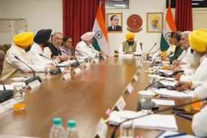 ਮੁੱਖ ਮੰਤਰੀ ਦੀ ਅਗਵਾਈ ਹੇਠ ਪੰਜਾਬ ਕੈਬਨਿਟ ਵੱਲੋਂ ਨਾਗਰਿਕਾਂ ਨੂੰ 10 ਲੱਖ ਰੁਪਏ ਤੱਕ ਦਾ ਨਕਦੀ ਰਹਿਤ ਇਲਾਜ ਮੁਹੱਈਆ ਕਰਵਾਉਣ ਲਈ ‘ਮੁੱਖ ਮੰਤਰੀ ਸਿਹਤ ਯੋਜਨਾ’ ਨੂੰ ਮਨਜ਼ੂਰੀ