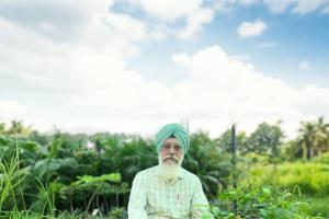 ਸੇਵਾਮੁਕਤ ਅਧਿਆਪਕ, ਔਸ਼ਧੀ ਪੌਦਿਆਂ ਰਾਹੀਂ  ਫਸ਼ਲੀ ਵਿਭਿੰਨਤਾ ਅਪਣਾਉਣ ਦਾ ਦੇ ਰਹੇ ਨੇ ਸੰਦੇਸ਼