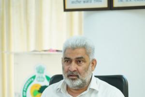 ਸੂਬੇ ਵਿੱਚ ਰਾਜਮਾਰਗਾਂ ਉੱਤੇ ਫੁੱਲਦਾਰ ਬੂਟੇ ਲਾਉਣ ਦੇ ਪਾਇਲਟ ਪ੍ਰੋਜੈਕਟ ਦੀ ਸੰਭਾਵਨਾ ਵਿਚਾਰੀ ਜਾਵੇ: ਲਾਲ ਚੰਦ ਕਟਾਰੂਚੱਕ