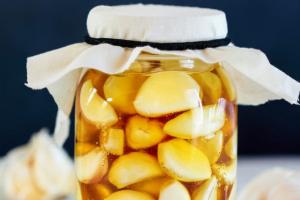 ਲਸਣ ਤੇ ਸ਼ਹਿਦ ਖਾਣ ਨਾਲ ਮਿਲਦੇ ਹਨ ਇਹ ਫਾਇਦੇ