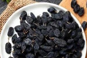 ਕਾਲੀ ਸੌਗੀ ਐਂਟੀਆਕਸੀਡੈਂਟ ਅਤੇ ਵਿਟਾਮਿਨ ਸੀ ਦਾ ਵਧੀਆ ਸਰੋਤ ਹੈ 
