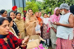 ਪੰਜਾਬ ‘ਚ ਆਫ਼ਤ ਦੇ ਵਿਚਕਾਰ ਸੇਵਾ ਦੀ ਮਿਸਾਲ, ਆਮ ਆਦਮੀ ਪਾਰਟੀ ਦੀ ਯੂਥ ਤੇ ਮਹਿਲਾ ਵਿੰਗ ਹੜ੍ਹ ਰਾਹਤ ‘ਚ ਸਭ ਤੋਂ ਅੱਗੇ