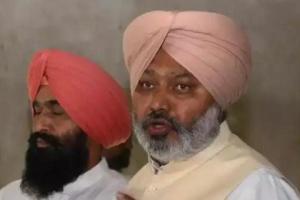 ਪੰਜਾਬ ਵਿੱਚ 'ਸਾਂਝੀ ਜ਼ਮੀਨ' 'ਤੇ ਕਬਜ਼ਾ ਕਰਨ ਲਈ ਬਿਲਡਰਾਂ ਨੂੰ ਭਰਨਾ ਪਵੇਗਾ ਚਾਰ ਗੁਣਾ ਜੁਰਮਾਨਾ,ਪਿੰਡ ਵਾਸੀਆਂ ਨੂੰ ਮਿਲਣਗੇ ਉਨ੍ਹਾਂ ਦੇ ਬਣਦੇ ਹੱਕ !