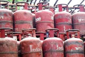 ਤੇਲ ਮਾਰਕੀਟਿੰਗ ਕੰਪਨੀਆਂ ਨੇ LPG Gas Cylinders ਦੀਆਂ ਕੀਮਤਾਂ ਘਟਾਈਆਂ