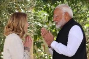 ਪ੍ਰਧਾਨ ਮੰਤਰੀ ਨਰਿੰਦਰ ਮੋਦੀ ਨੇ ਬੁੱਧਵਾਰ ਨੂੰ ਇਟਲੀ ਦੀ ਪ੍ਰਧਾਨ ਮੰਤਰੀ ਜਾਰਜੀਆ ਮੇਲੋਨੀ ਨਾਲ ਫ਼ੋਨ ‘ਤੇ ਗੱਲ ਕੀਤੀ