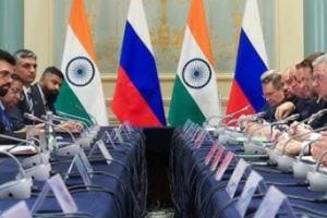 ਪ੍ਰਧਾਨ ਮੰਤਰੀ ਨਰਿੰਦਰ ਮੋਦੀ ਨੇ ਚੀਨ ਦੇ ਤਿਆਨਜਿਨ ਵਿੱਚ ਰੂਸ ਦੇ ਰਾਸ਼ਟਰਪਤੀ ਵਲਾਦੀਮੀਰ ਪੁਤਿਨ ਨਾਲ ਦੁਵੱਲੀ ਮੀਟਿੰਗ ਕੀਤੀ