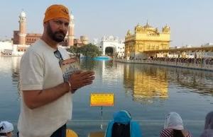  ਕੱਲ੍ਹ ਪੰਜਾਬ ਦੇ ਮਸ਼ਹੂਰ ਗਾਇਕ ਜਸਵੀਰ ਸਿੰਘ ਜੱਸੀ ਸੱਚਖੰਡ ਸ੍ਰੀ ਹਰਿਮੰਦਰ ਸਾਹਿਬ ਜੀ ਨਤਮਸਤਕ ਹੋਏ