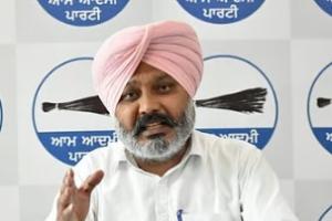 ਪ੍ਰਧਾਨ ਮੰਤਰੀ ਨਰਿੰਦਰ ਮੋਦੀ ਨੇ ਪੰਜਾਬ ਅਤੇ ਪੰਜਾਬੀ ਭਾਸ਼ਾ ਦਾ ਕੀਤਾ ਅਪਮਾਨ- ਚੀਮਾ ਨੇ ਲਾਇਆ ਗੰਭੀਰ ਦੋਸ਼