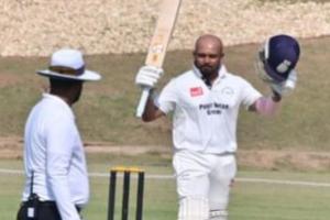 ਪ੍ਰਿਥਵੀ ਸ਼ਾਅ ਨੇ ਚੰਡੀਗੜ੍ਹ ਵਿੱਚ ਕੇਤਾਬੀ ਤਬਾਹੀ ਮਚਾ ਦਿੱਤੀ, ਜਿੱਥੇ ਉਸ ਨੇ ਮਹਾਰਾਟਾ ਟੀਮ ਵੱਲੋਂ 141 ਗੇਂਦਾਂ ’ਚ ਦੋਹਰਾ ਸੈਂਕੜਾ (200) ਜੜ੍ਹਿਆ