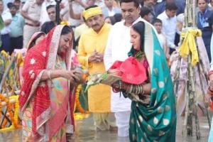 ਮੁੱਖ ਮੰਤਰੀ ਰੇਖਾ ਗੁਪਤਾ ਨੇ ਦਿੱਲੀ ਦੇ ਲੋਕਾਂ ਨਾਲ ਆਸਥਾ ਦੇ ਮਹਾਨ ਤਿਉਹਾਰ ਛੱਠ ਦਾ ਤਿਉਹਾਰ ਮਨਾਇਆ