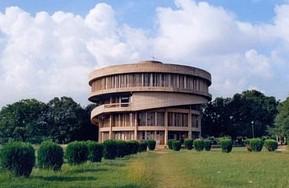 ਪੀਯੂ ਵਿਖੇ ਬਿਨਾਂ ਸਟਿੱਕਰਾਂ ਵਾਲੇ ਲਗਭਗ 400 ਡੇਅ ਸਕਾਲਰ ਵਾਹਨਾਂ ਨੂੰ ਰੋਕਿਆ ਗਿਆ