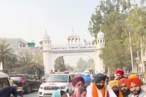 350ਵੇਂ ਸ਼ਹੀਦੀ ਦਿਹਾੜੇ ’ਤੇ: ਪੰਜਾਬ ਸਰਕਾਰ ਦੇ ਮੰਤਰੀ-ਅਫ਼ਸਰ ਸ਼ਰਧਾ ਨਾਲ ਜੁੜੇ—ਲੰਗਰ ਬਣਾਉਣ ਤੋਂ ਲੈ ਕੇ, ਵਰਤਾਉਣ  ਤਕ ਦੀ ਸੇਵਾ ਵਿੱਚ ਦਿਖਾਇਆ ਪੂਰਾ ਸਮਰਪਣ