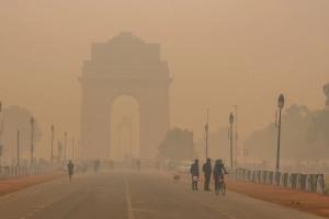 ਦਿੱਲੀ-ਐਨਸੀਆਰ ਵਿੱਚ ਵਧ ਰਹੇ ਹਵਾ ਪ੍ਰਦੂਸ਼ਣ ਦੇ ਕਾਰਨ ਸਰਕਾਰ ਨੇ GRAP-3 ਨਿਯਮ (ਜਿਸ ਵਿੱਚ GRAP-4 ਦੇ ਕੁਝ ਪਾਬੰਦੀਆਂ ਸ਼ਾਮਲ ਹਨ) ਲਾਗੂ ਕੀਤਾ ਹੈ