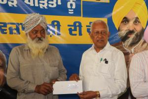 ਪੰਜਾਬ ਸਰਕਾਰ ਵੱਲੋਂ ਮਿਸ਼ਨ ਚੜ੍ਹਦੀ ਕਲਾ ਦੇ ਤੀਜੇ ਪੜਾਅ ਤਹਿਤ ਰਾਹਤ ਵੰਡ ਪ੍ਰਕਿਰਿਆ ਜਾਰੀ