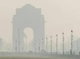 ਦਿੱਲੀ ਵਿੱਚ ਸੋਮਵਾਰ ਸਵੇਰ ਦਾ ਤਾਪਮਾਨ 5.7 ਡਿਗਰੀ ਸੈਲਸੀਅਸ ਸੀ ਜੋ ਮੌਸਮ ਦਾ ਸਭ ਤੋਂ ਘੱਟ ਦਰਜ ਕੀਤਾ ਗਿਆ ਹੈ