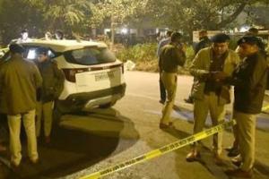 ਸੋਮਵਾਰ ਦੇਰ ਸ਼ਾਮ ਕਾਰ ਵਿੱਚ ਸਵਾਰ ਇੰਦਰਪ੍ਰੀਤ ਸਿੰਘ ਉਰਫ਼ ਪੈਰੀ ਨੂੰ ਗੋਲੀਆਂ ਮਾਰ ਕੇ ਹੱਤਿਆ ਕਰ ਦਿੱਤੀ ਗਈ