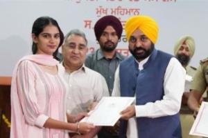 ਮਾਨ ਸਰਕਾਰ ਦੀ ਵੱਡੀ ਪਹਿਲਕਦਮੀ: ਨੌਜਵਾਨ ਵਿਗਿਆਨੀ ਅਤੇ ਅਧਿਆਪਕ ਗਲੋਬਲ ਪਲੇਟਫਾਰਮਾਂ 'ਤੇ ਖੋਜ ਕਰਨ ਦਾ ਮੌਕਾ ਪ੍ਰਦਾਨ ਕਰਦੇ ਹਨ,ਯਾਤਰਾ ਅਤੇ ਰਿਹਾਇਸ਼ ਦੇ ਖਰਚੇ ਉਠਾਏਗੀ ਸਰਕਾਰ