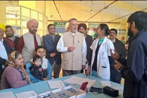 ਮਾਨ ਸਰਕਾਰ ਦੀ ਲੋਕ ਭਲਾਈ ਪਹਿਲ: ਡਾ. ਬਲਬੀਰ ਸਿੰਘ ਨੇ ਫਤਿਹਗੜ੍ਹ ਸਾਹਿਬ ਸਿਹਤ ਕੇਂਦਰਾਂ ਦਾ ਅਚਨਚੇਤ ਨਿਰੀਖਣ ਕੀਤਾ