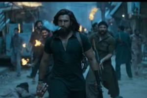 ਰਣਵੀਰ ਸਿੰਘ ਨੂੰ ਵੱਡੀ ਰਾਹਤ ਮਿਲੀ ਹੈ,ਸੈਂਸਰ ਬੋਰਡ ਨੇ 'ਧੁਰੰਧਰ' ​​ਨੂੰ ਕਲਪਿਤ ਦੱਸਦੇ ਹੋਏ ਇਸਨੂੰ ਹਰੀ ਝੰਡੀ ਦੇ ਦਿੱਤੀ ਹੈ