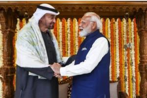 ਸੰਯੁਕਤ ਅਰਬ ਅਮੀਰਾਤ ਦੇ ਰਾਸ਼ਟਰਪਤੀ ਸ਼ੇਖ ਮੁਹੰਮਦ ਬਿਨ ਜ਼ਾਇਦ ਅਲ ਨਾਹਯਾਨ ਨੇ ਸੋਮਵਾਰ ਨੂੰ ਨਵੀਂ ਦਿੱਲੀ ਵਿੱਚ ਪ੍ਰਧਾਨ ਮੰਤਰੀ ਨਰਿੰਦਰ ਮੋਦੀ ਨਾਲ ਤਿੰਨ ਘੰਟੇ ਤੋਂ ਥੋੜ੍ਹਾ ਵੱਧ ਸਮਾਂ ਬਿਤਾਇਆ