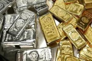 ਆਲ ਇੰਡੀਆ ਸਰਾਫਾ ਐਸੋਸੀਏਸ਼ਨ ਮੁਤਾਬਕ ਸ਼ੁਕਰਵਾਰ ਨੂੰ ਕੌਮੀ ਰਾਜਧਾਨੀ ’ਚ ਚਾਂਦੀ 6,500 ਰੁਪਏ ਚੜ੍ਹ ਕੇ 2,50,000 ਰੁਪਏ ਪ੍ਰਤੀ ਕਿਲੋਗ੍ਰਾਮ ਉਤੇ ਪਹੁੰਚ ਗਈ