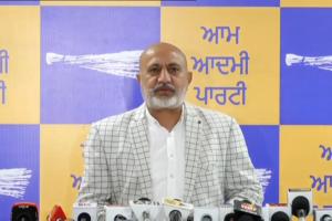 ਆਪ ਆਗੂ ਪੰਨੂ ਨੇ ਰਜਿੰਦਰ ਕੌਰ ਭੱਠਲ ਦੇ ਹੈਰਾਨੀਜਨਕ ਬਿਆਨ 'ਤੇ ਵੜਿੰਗ ਅਤੇ ਬਾਜਵਾ ਦੀ ਚੁੱਪ ਦੀ ਕੀਤੀ ਨਿੰਦਾ