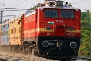 ਉੱਤਰੀ ਰੇਲਵੇ ਅਤੇ ਉੱਤਰ ਪੱਛਮੀ ਰੇਲਵੇ 'ਤੇ ਯਾਤਰਾ ਕਰਨ ਵਾਲੇ ਯਾਤਰੀਆਂ ਨੂੰ ਆਉਣ ਵਾਲੇ ਦਿਨਾਂ ਵਿੱਚ ਸਮੱਸਿਆਵਾਂ ਦਾ ਸਾਹਮਣਾ ਕਰਨਾ ਪੈ ਸਕਦਾ ਹੈ