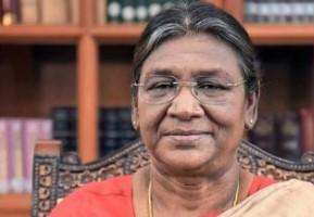 ਰਾਸ਼ਟਰਪਤੀ ਦ੍ਰੋਪਦੀ ਮੁਰਮੂ 15 ਜਨਵਰੀ, 2026 ਨੂੰ ਅੰਮ੍ਰਿਤਸਰ ਵਿੱਚ ਗੁਰੂ ਨਾਨਕ ਦੇਵ ਯੂਨੀਵਰਸਿਟੀ ਦੇ 50ਵੇਂ ਕਨਵੋਕੇਸ਼ਨ ਵਿੱਚ ਮੁੱਖ ਮਹਿਮਾਨ ਵਜੋਂ ਸ਼ਾਮਲ ਹੋਣ ਵਾਲੇ ਹਨ