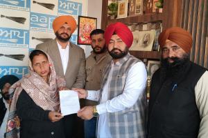 ਵਿਧਾਇਕ ਬੱਗਾ ਵੱਲੋਂ ਵਾਰਡ ਨੰਬਰ 89 'ਚ ਸੜ੍ਹਕ ਨਿਰਮਾਣ ਕਾਰਜ਼ਾਂ ਦਾ ਉਦਘਾਟਨ