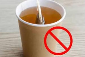  ਹਾਂਪਲਾਸਟਿਕ ਦੇ ਕੱਪ ਵਿਚ ਰੋਜ਼ਾਨਾ ਗਰਮ ਚਾਹ ਪੀਣਾ ਸਿਹਤ ਲਈ ਨੁਕਸਾਨਦਾਇਕ ਮੰਨਿਆ ਜਾਂਦਾ ਹੈ