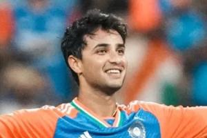 ਸਟਾਰ ਬੱਲੇਬਾਜ਼ ਅਭਿਸ਼ੇਕ ਸ਼ਰਮਾ ਦੀ ਵਿਗੜਦੀ ਸਿਹਤ ਨੇ ਚਿੰਤਾਵਾਂ ਨੂੰ ਵਧਾ ਦਿੱਤਾ ਹੈ