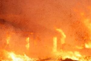 ਉੱਤਰ-ਪੂਰਬੀ ਦਿੱਲੀ ਦੇ ਗੋਕਲਪੁਰੀ ਇਲਾਕੇ ਵਿੱਚ ਸ਼ਨੀਵਾਰ ਦੇਰ ਰਾਤ ਇੱਕ ਇਮਾਰਤ ਵਿੱਚ ਲੱਗੀ