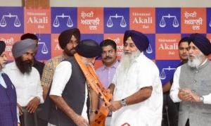 ਸਾਬਕਾ ਆਈ.ਏ.ਐਸ. ਅਧਿਕਾਰੀ ਕੇ.ਜੇ.ਐਸ. ਚੀਮਾ ਦਾ ਸ਼੍ਰੋਮਣੀ ਅਕਾਲੀ ਦਲ ਵਿੱਚ ਸ਼ਾਮਲ ਹੋਣਾ ਪੰਜਾਬ ਦੀ ਸਿਆਸਤ ਵਿੱਚ ਇੱਕ ਅਹਿਮ ਘਟਨਾ ਹੈ