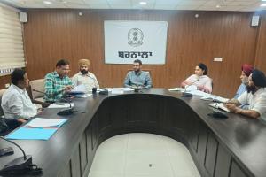 ਡਿਪਟੀ ਕਮਿਸ਼ਨਰ ਵਲੋਂ ਮਨਾਲ ਗਊਸ਼ਾਲਾ 'ਚ ਗਊ ਵੰਸ਼ ਵਾਸਤੇ ਪ੍ਰਬੰਧਾਂ ਦਾ ਜਾਇਜ਼ਾ