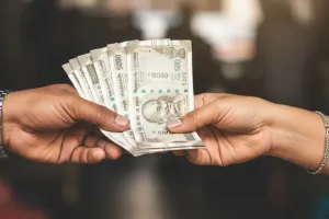 ਵਿਜੀਲੈਂਸ ਬਿਊਰੋ ਵੱਲੋਂ 33,500 ਰੁਪਏ  ਰਿਸ਼ਵਤ ਲੈਂਦਾ ਸਹਾਇਕ ਸਬ -ਇੰਸਪੈਕਟਰ ਰੰਗੇ ਹੱਥੀਂ ਕਾਬੂ