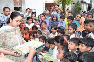 ਅਪਰਾਧ ਖਿਲਾਫ਼ ਸਖ਼ਤ ਰੁਖ; ਭਗਵੰਤ ਮਾਨ ਸਰਕਾਰ ਦੇ ‘ਅਪਰਾਧ-ਮੁਕਤ ਪੰਜਾਬ' ਦੇ ਟੀਚੇ ਨੂੰ ਸਾਕਾਰ ਕਰ ਰਹੀਆਂ ਹਨ ਮਹਿਲਾ ਪੁਲਿਸ ਕਰਮਚਾਰੀ