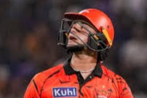 ਅਭਿਸ਼ੇਕ ਸ਼ਰਮਾ ਨੇ ਇੱਕ ਵਾਰ ਫਿਰ ਸਾਬਤ ਕਰ ਦਿੱਤਾ ਕਿ ਉਹ ਪਾਵਰਪਲੇਅ ਦੇ ਸਭ ਤੋਂ ਖ਼ਤਰਨਾਕ ਬੱਲੇਬਾਜ਼ ਹਨ