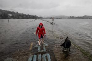 ਅਮਰੀਕਾ ਦਾ ਕੈਲੀਫੋਰਨੀਆ ਰਾਜ ਇਸ ਸਮੇਂ ਕੁਦਰਤ ਦੇ ਇੱਕ ਬਹੁਤ ਹੀ ਭਿਆਨਕ ਰੂਪ ਦਾ ਸਾਹਮਣਾ ਕਰ ਰਿਹਾ ਹੈ