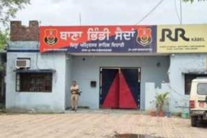 ਅੰਮ੍ਰਿਤਸਰ ਪੁਲਿਸ ਟੀਮ ‘ਤੇ ਪੱਥਰਬਾਜ਼ੀ ‘ਚ 2 ਜ਼ਖਮੀ, ਗ੍ਰਨੇਡ ਅਟੈਕ ਮਾਮਲੇ ‘ਚ ਸ਼ੱਕੀ ਦੀ ਕਰਨ ਗਏ ਸਨ ਜਾਂਚ