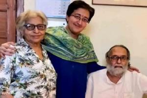 ਦਿੱਲੀ ਦੀ ਸਾਬਕਾ ਮੁੱਖ ਮੰਤਰੀ ਅਤੇ ਵਿਧਾਨ ਸਭਾ ਵਿੱਚ ਵਿਰੋਧੀ ਧਿਰ ਦੇ ਨੇਤਾ ਆਤਿਸ਼ੀ ਦੇ ਪਿਤਾ ਵਿਜੇ ਸਿੰਘ ਦਾ ਸ਼ੁੱਕਰਵਾਰ ਨੂੰ ਦੇਹਾਂਤ ਹੋ ਗਿਆ