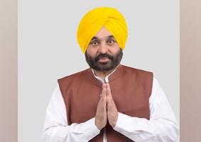 ਪੰਜਾਬ ਦੇ ਮੁੱਖ ਮੰਤਰੀ ਭਗਵੰਤ ਮਾਨ ਨੇ ਅੱਜ 14 ਅਪ੍ਰੈਲ 2026 ਨੂੰ ਖਾਲਸਾ ਸਾਜਨਾ ਦਿਵਸ ਅਤੇ ਵਿਸਾਖੀ ਦੇ ਪਵਿੱਤਰ ਦਿਹਾੜੇ 'ਤੇ ਦੁਨੀਆ ਭਰ ਵਿੱਚ ਵਸਦੀਆਂ ਸਮੂਹ ਸੰਗਤਾਂ ਨੂੰ ਵਧਾਈਆਂ ਦਿੱਤੀਆਂ
