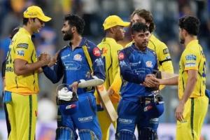 ਵਾਨਖੇੜੇ ਸਟੇਡੀਅਮ ਵਿੱਚ ਖੇਡੇ ਗਏ ਇਸ 'ਐਲ-ਕਲਾਸਿਕੋ' ਮੈਚ ਵਿੱਚ ਚੇਨਈ ਸੁਪਰ ਕਿੰਗਜ਼ ਨੇ ਵਾਕਈ ਇਤਿਹਾਸ ਰਚ ਦਿੱਤਾ ਹੈ