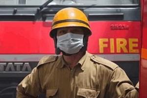 Delhi News: ਐਂਬੂਲੈਂਸ ਨੂੰ ਅੱਗ ਲੱਗੀ, ਨੇੜਲੇ ਵਾਹਨ ਵੀ ਅੱਗ ਦੀ ਲਪੇਟ ਵਿੱਚ ਆ ਗਏ