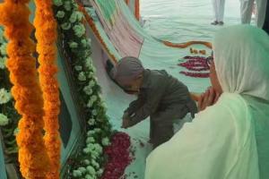 ਪੰਜਾਬੀ ਸੰਗੀਤ ਜਗਤ ਦੇ ਮਹਾਨ ਫ਼ਨਕਾਰ ਸ਼ੁਭਦੀਪ ਸਿੰਘ ਸਿੱਧੂ (ਸਿੱਧੂ ਮੂਸੇਵਾਲਾ) ਦੇ ਪ੍ਰਸ਼ੰਸਕਾਂ ਅਤੇ ਪਰਿਵਾਰ ਲਈ ਇਹ ਬਹੁਤ ਹੀ ਭਾਵੁਕ ਕਰ ਦੇਣ ਵਾਲਾ ਦਿਨ ਹੈ