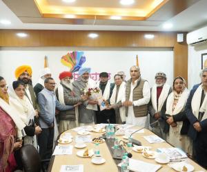 ਪੰਜਾਬ ਸਰਕਾਰ ਸੰਤਾਂ, ਮਹਾਂਪੁਰਸ਼ਾਂ ਤੇ ਧਾਰਮਿਕ ਸੰਪਰਦਾਵਾਂ ਦੀ ਅਗਵਾਈ ਵਿੱਚ ਵੱਡੇ ਪੱਧਰ ‘ਤੇ ਮਨਾਏਗੀ ਸ੍ਰੀ ਗੁਰੂ ਰਵਿਦਾਸ ਜੀ ਦਾ 650ਵਾਂ ਪ੍ਰਕਾਸ਼ ਪੁਰਬ: ਵਿੱਤ ਮੰਤਰੀ ਹਰਪਾਲ ਸਿੰਘ ਚੀਮਾ