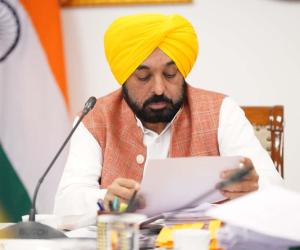 ਮੁੱਖ ਮੰਤਰੀ ਭਗਵੰਤ ਸਿੰਘ ਮਾਨ ਵੱਲੋਂ ਮਥੁਰਾ ਵਿੱਚ ਕਿਸ਼ਤੀ ਪਲਟਣ ਕਾਰਨ ਸ਼ਰਧਾਲੂਆਂ ਦੀ ਮੌਤ 'ਤੇ ਦੁੱਖ ਦਾ ਪ੍ਰਗਟਾਵਾ
